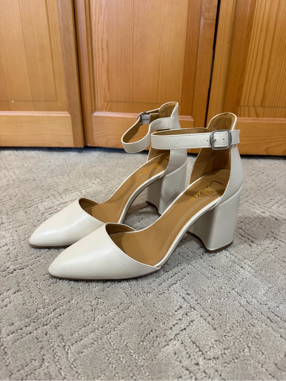 Lulus Pointed Toe Ankle-Strap Block Heel Pumps in Cream/Off White